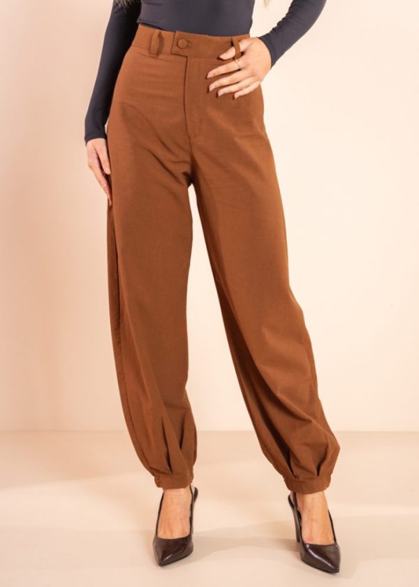 Calça Balloon Tecido Plano Camel Agatha Pkd