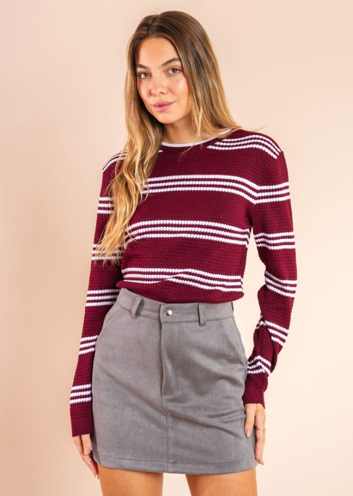 tricot feminino listrado bordo e saia cinza