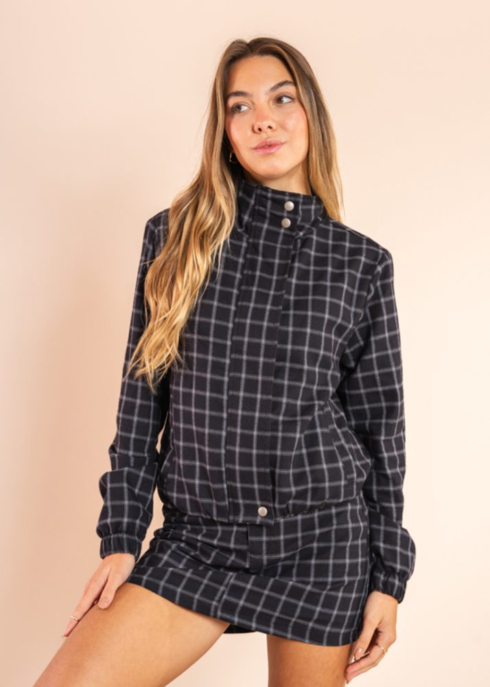 casaco feminino xadrez com gola funil tendencia outono inverno