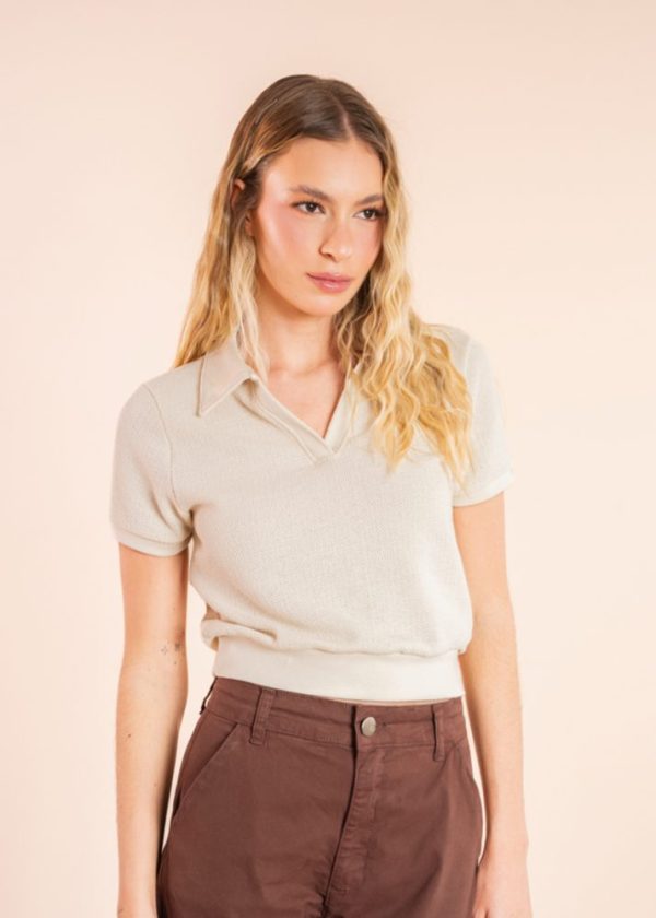 Blusa Gola Polo Texturizada Bege Celeste Pkd